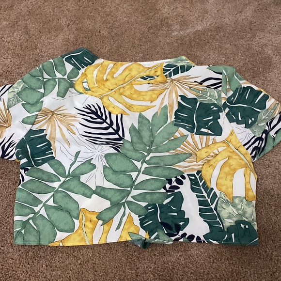 Tropical tie cover up top - Picture 3 of 3